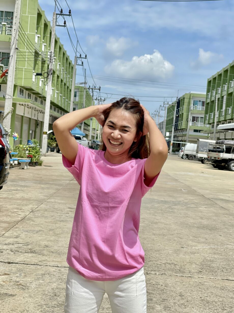 เสื้อคอกลมเสื้อสีชมพู เสื้อใส่สบายผ้าดี 2022 ราคาถูก ถูกที่สุดในประตูน้ำ