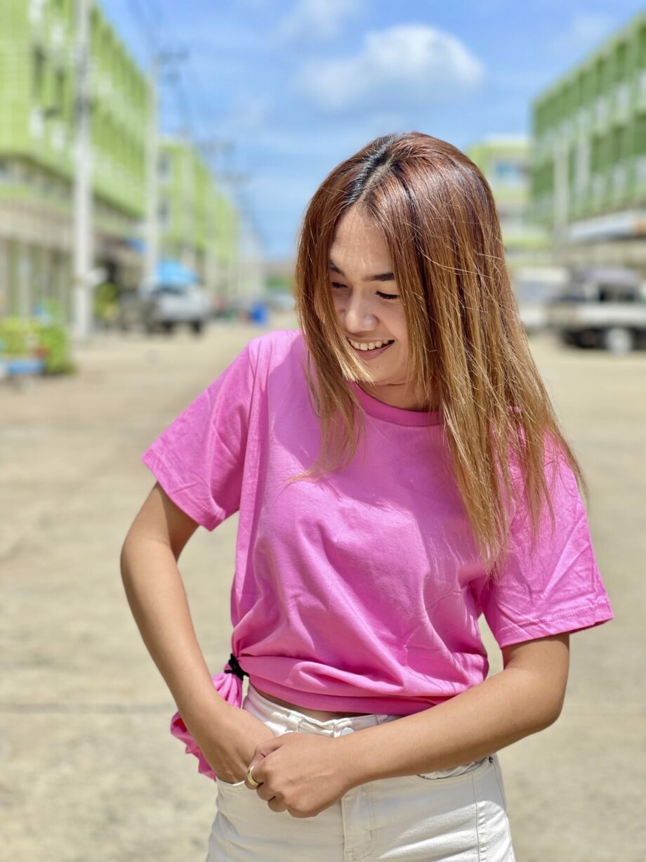 เสื้อคอกลมเสื้อสีชมพู เสื้อใส่สบายผ้าดี 2022 ราคาถูก ถูกที่สุดในประตูน้ำ