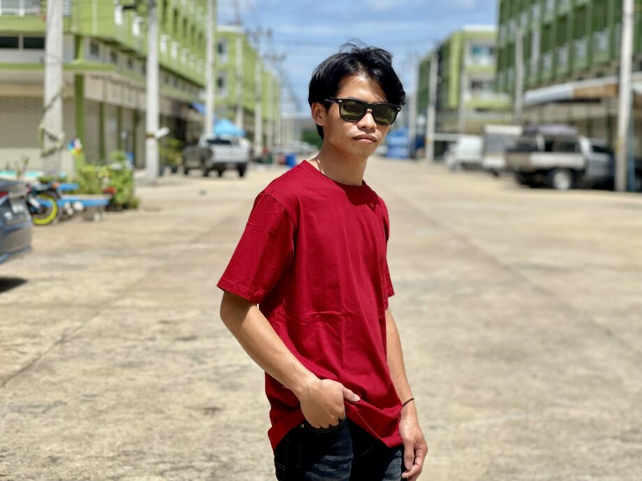 เสื้อสีพื้น เสื้อตัวเปล่า ขายปลีกและส่งถูกที่สุดในประตูน้ำ โบ๊เบ๊ เสื้อตัวเปล่า เสื้อคอกลม